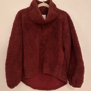Lululemon Sherpa mock neck
